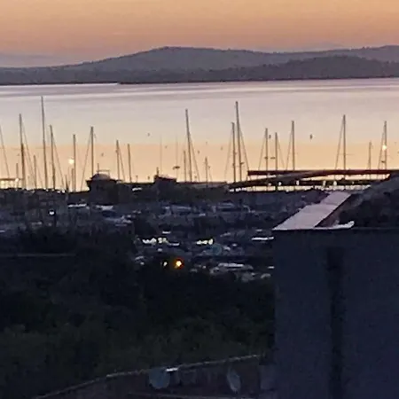 Appartement Porto-Vecchio, 2 pièces, 4 personnes - FR-1-62-158 * Porto-Vecchio (Corsica)