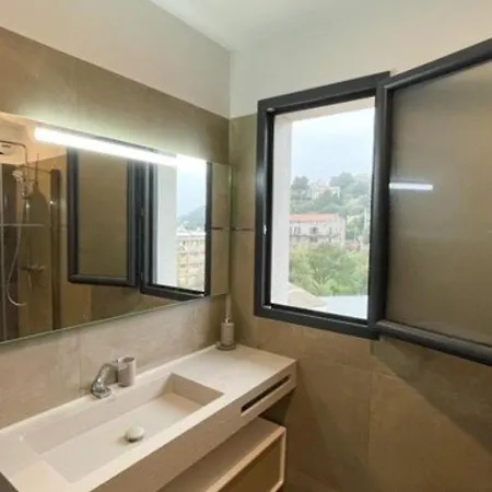 Appartement Porto-Vecchio, 2 pièces, 4 personnes - FR-1-62-158